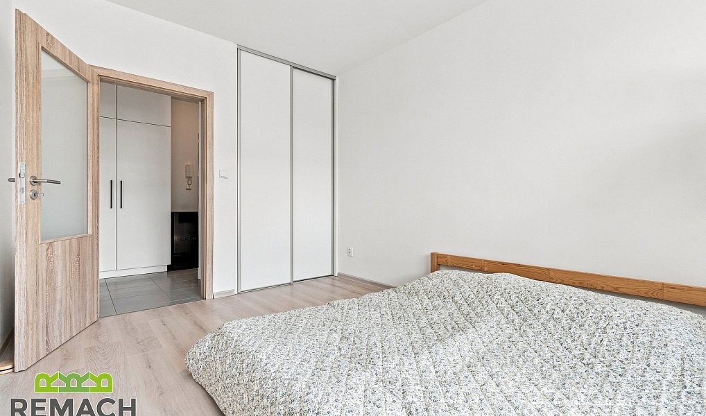 Pronájem bytu 2+kk 61 m², Uherské Hradiště – náhled fotky 5