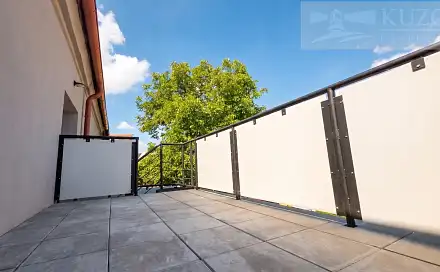 Pronájem bytu 1+kk 42 m²