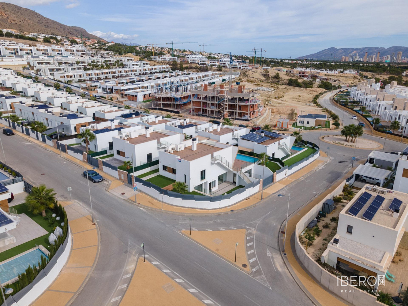 Prodej domu 314 m² s pozemkem 572 m² – pohled 5
