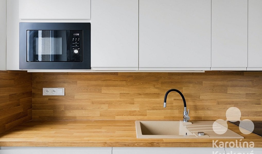 Pronájem bytu 3+1 95 m², Praha – náhled fotky 2