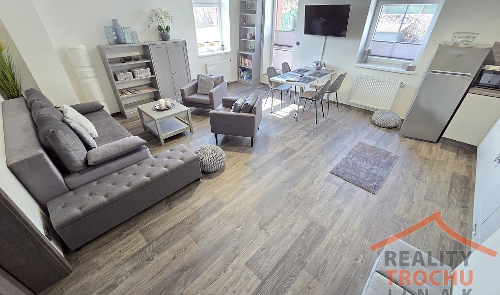 Prodej komerčního objektu (jiného typu) 715 m², Trutnov – náhled fotky 9