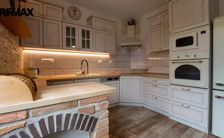 Prodej bytu 3+1 98 m², Zámecká, Vranov nad Dyjí, okres Znojmo