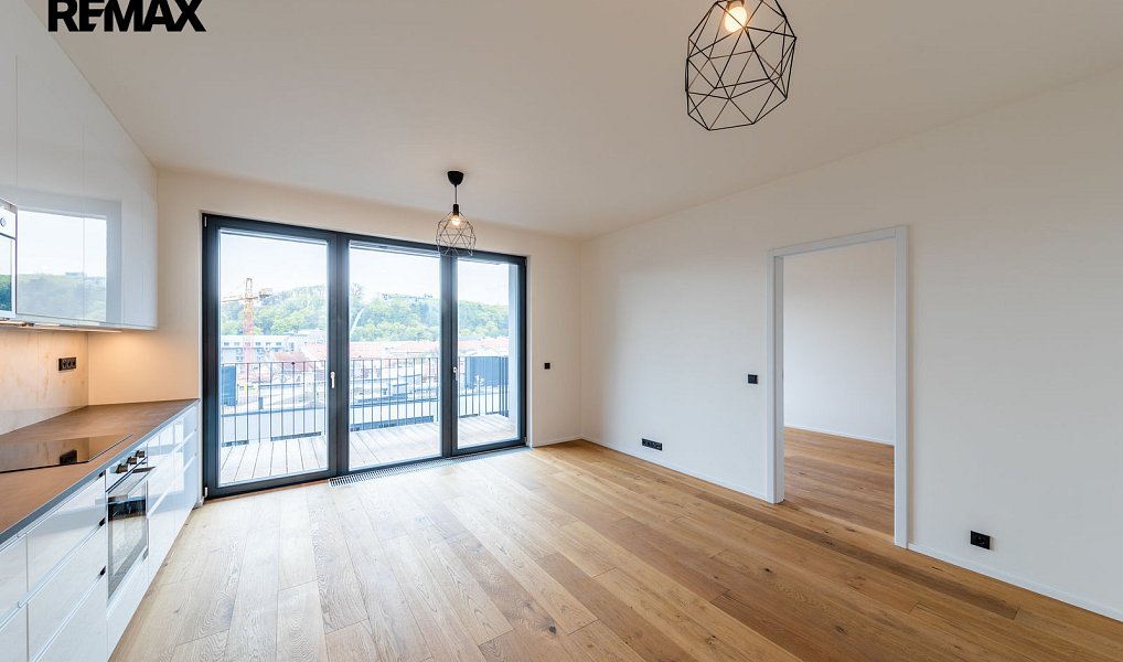 Pronájem bytu 2+kk 66 m², Praha – náhled fotky 8