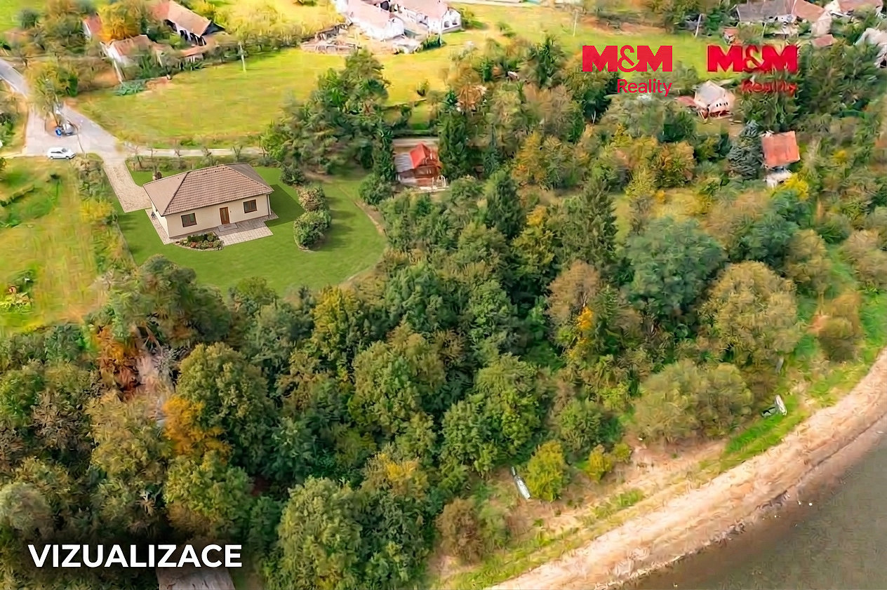 Prodej stavebního pozemku 4 440 m²