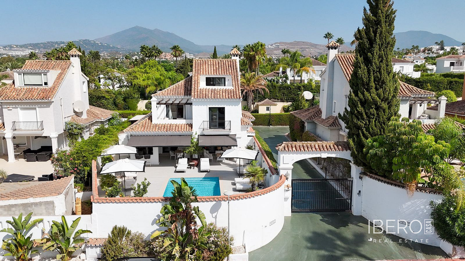 Casa 6+kk – Nueva Andalucía - Vista 2