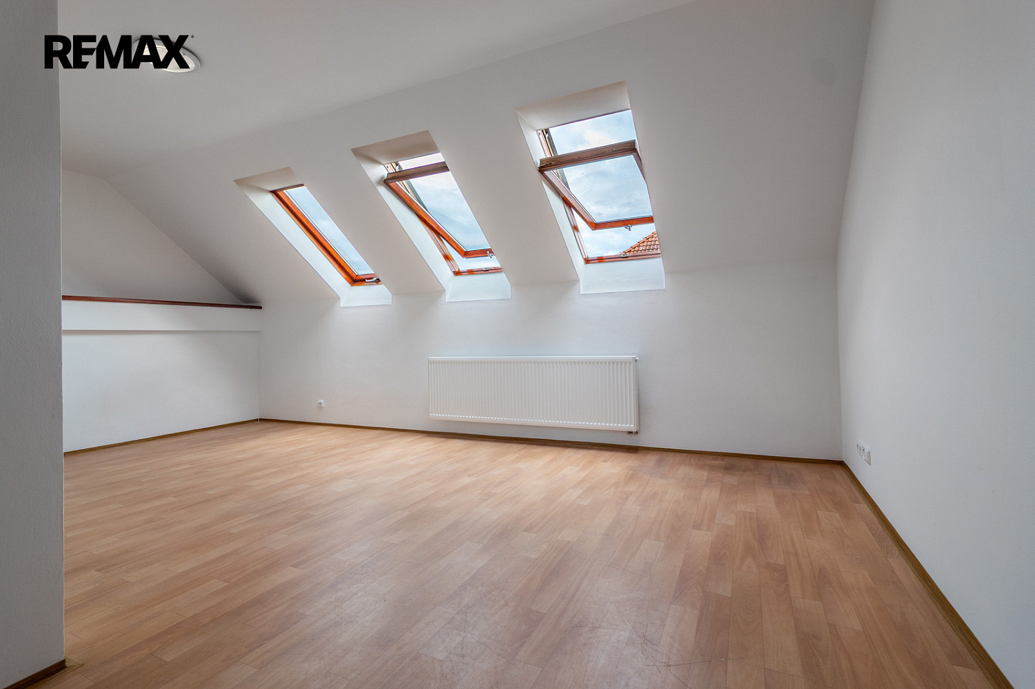 Pronájem bytu 3+kk 62 m² — photo 4