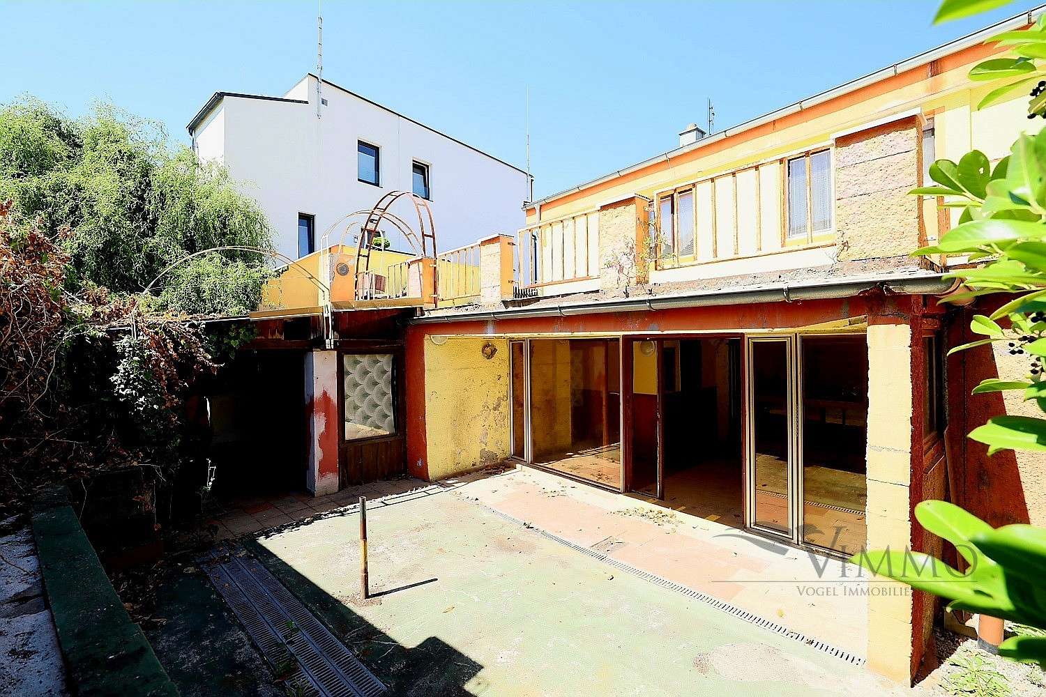 Prodej komerčního objektu (jiného typu) 230 m² – fotografie 2