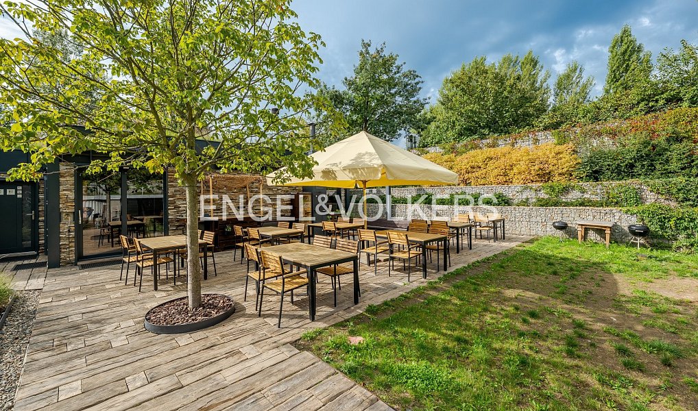 Pronájem bytu 3+kk 74 m², Praha – náhled fotky 16