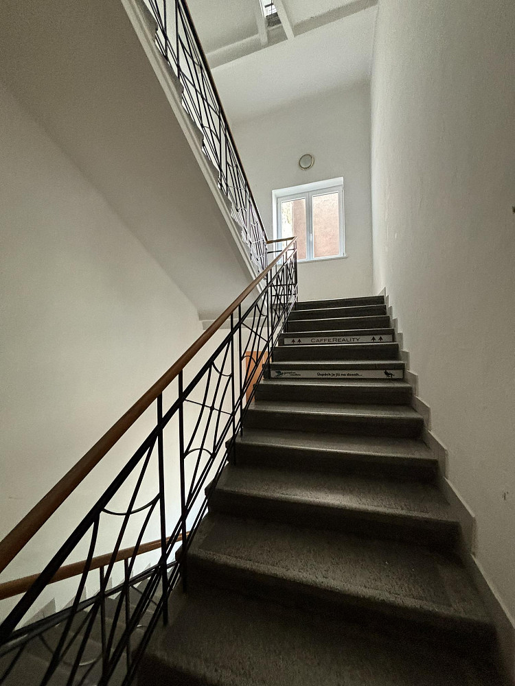 Pronájem kanceláře 27 m² – fotografie 5