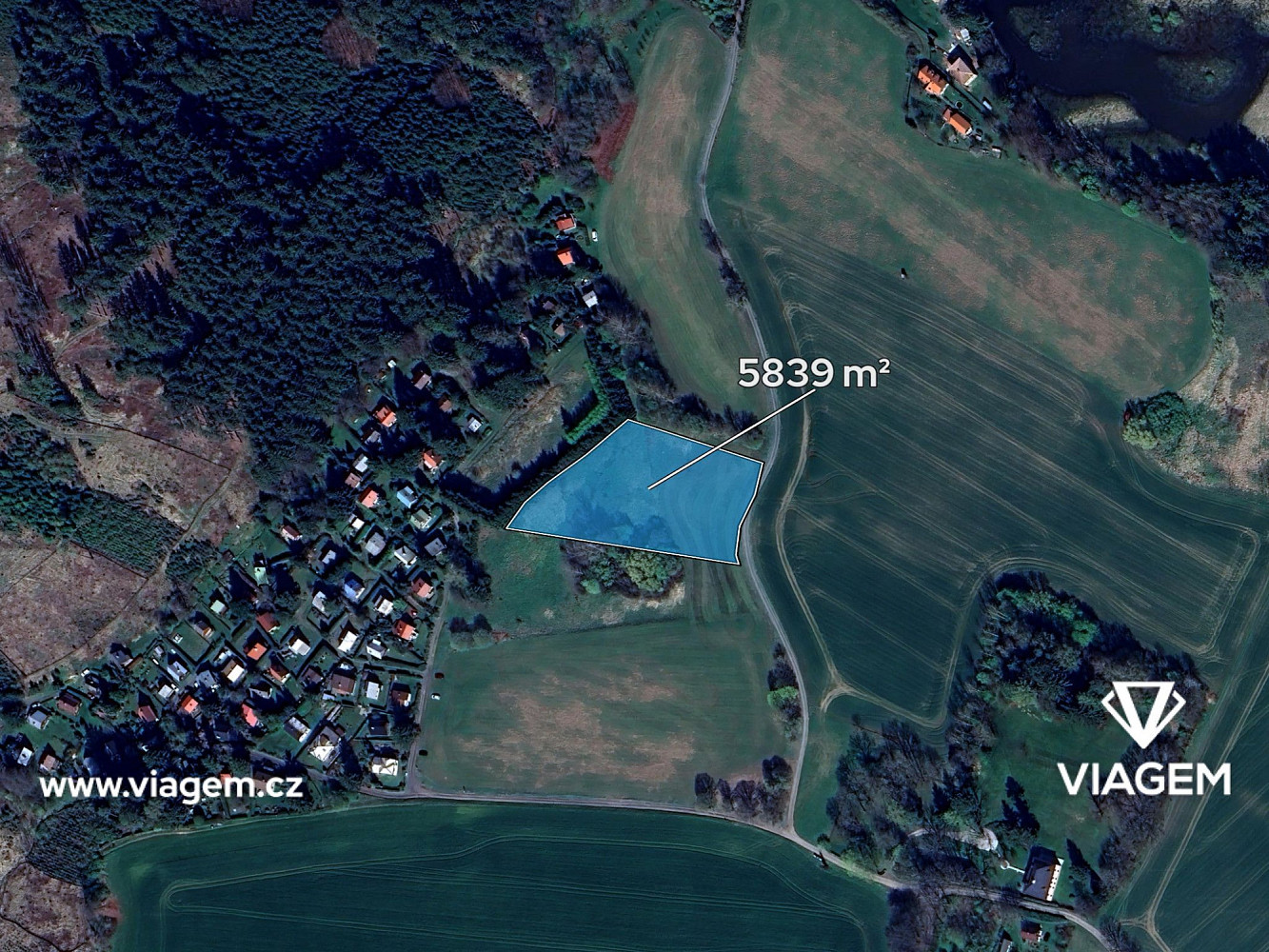 Prodej pole 973 m² – fotografie 2