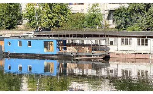 Patrový hausbót až 280 m2 v Praze 7 Holešovice, Sanderova, Sanderova, Praha 7 - Holešovice