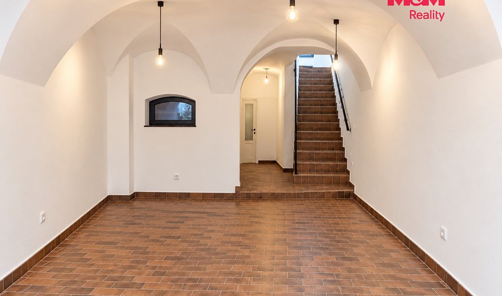 Pronájem obchodních prostor 100 m², Jindřichův Hradec – náhled fotky 2