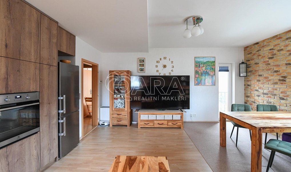 Prodej bytu 3+kk 77 m², Nupaky – náhled fotky 9