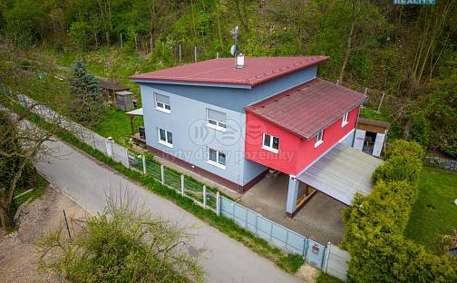 Prodej domu 260 m² s pozemkem 1 112 m², Ke Kocandě, Dolany nad Vltavou, okres Mělník