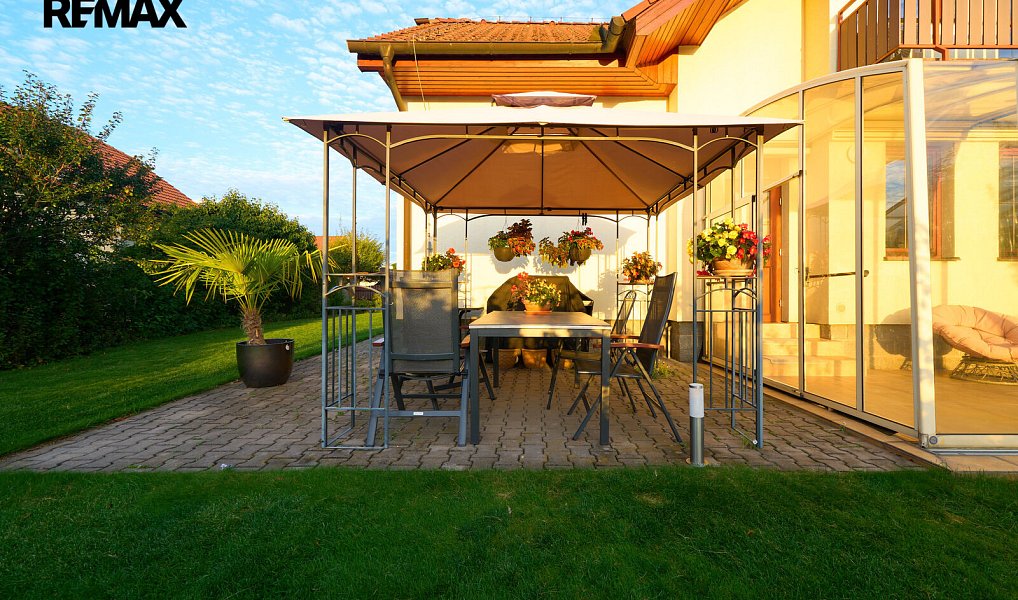 Prodej domu 210 m² s pozemkem 1 003 m², Hradec Králové – náhled fotky 21
