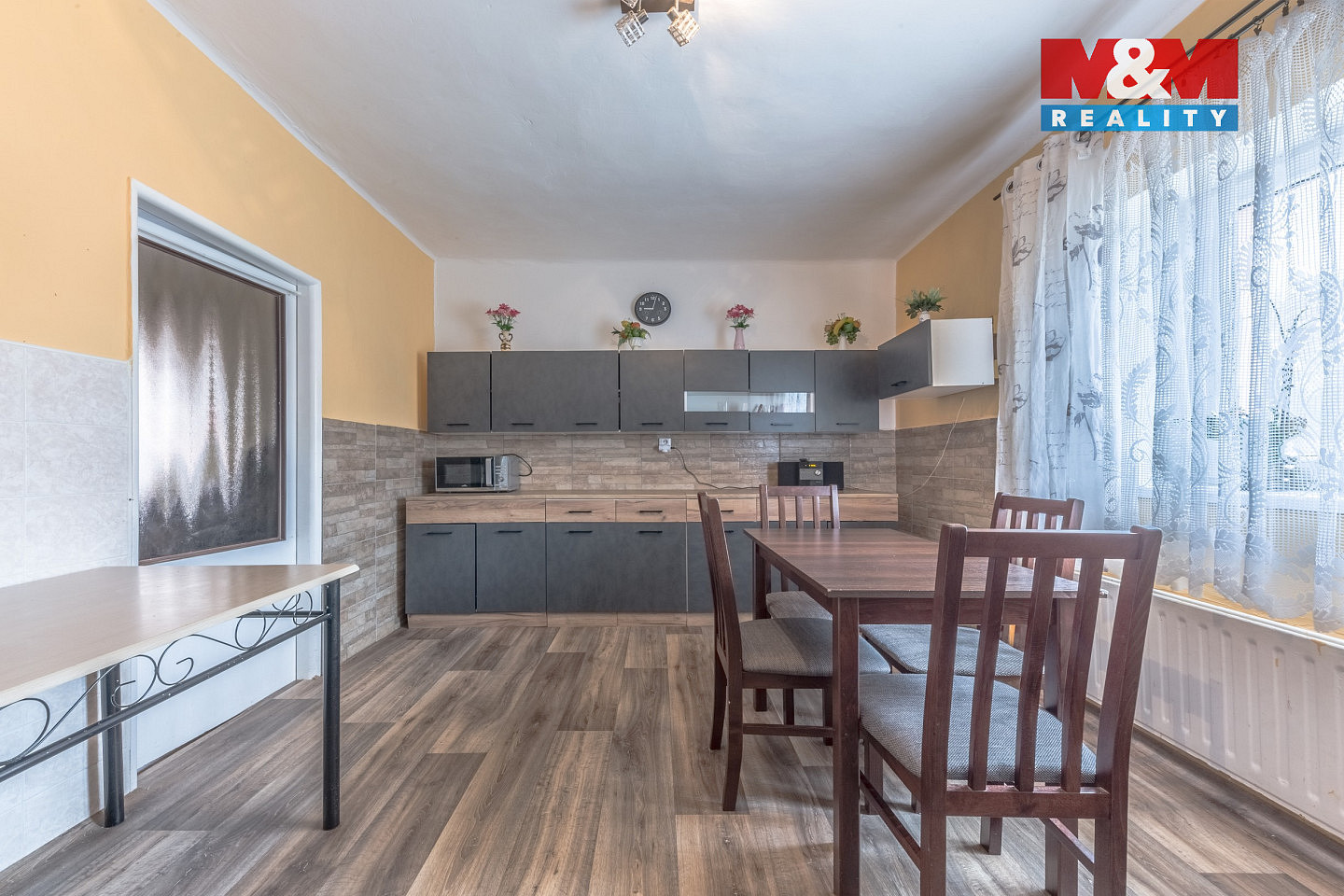 Prodej domu 102 m² s pozemkem 448 m² — photo 2