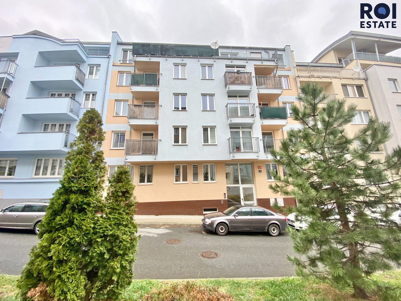 Pronájem bytu 1+kk 37 m² — photo 2