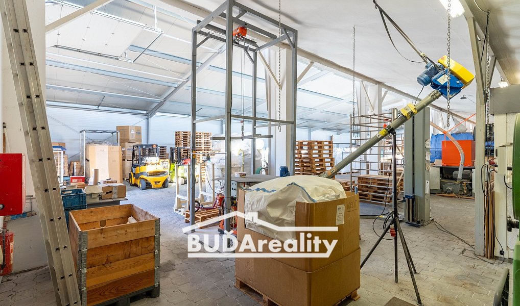 Prodej výrobních prostor 1 100 m², Hulín – náhled fotky 8