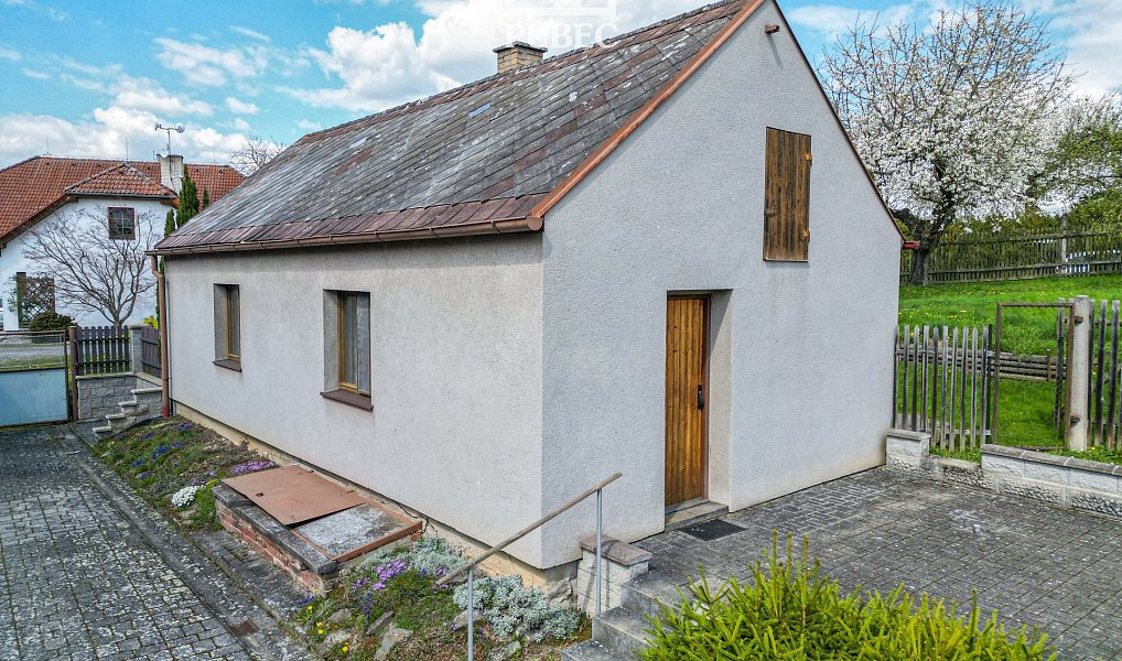 Prodej domu 275 m² s pozemkem 4 515 m², Jarov – náhled fotky 26