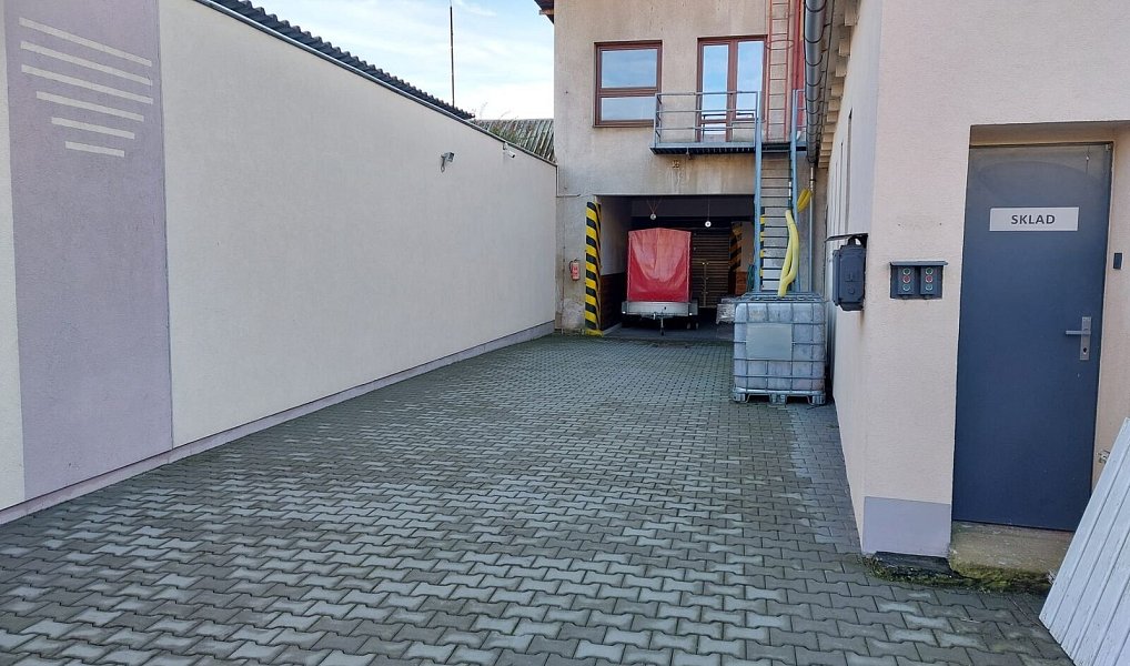 Prodej výrobních prostor 1 161 m², Nechanice – náhled fotky 26