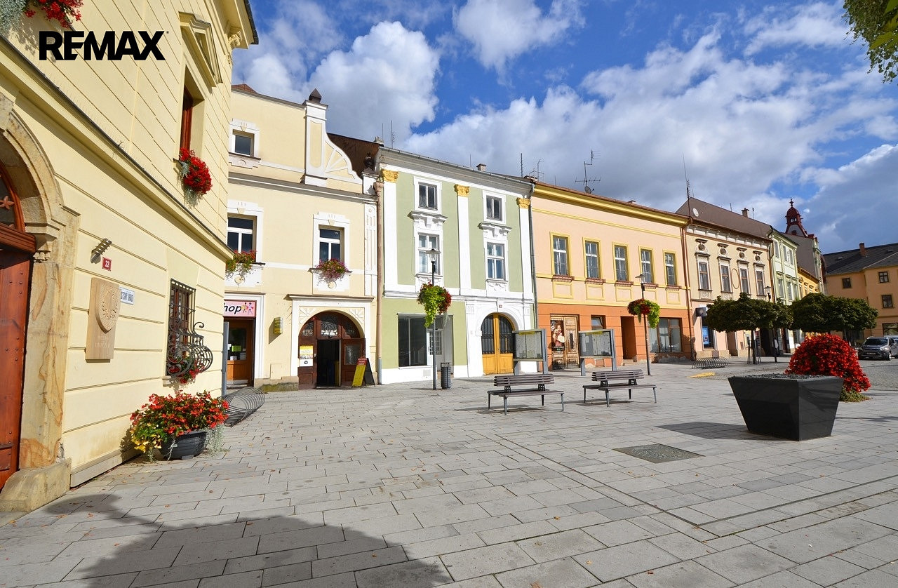 Prodej domu 307 m² s pozemkem 989 m²