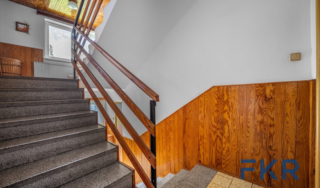Prodej domu 265 m² s pozemkem 1 297 m², Studenec – náhled fotky 6
