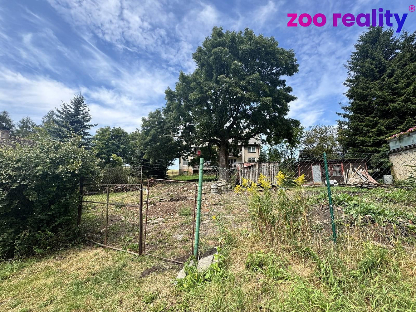 Prodej stavebního pozemku 996 m²