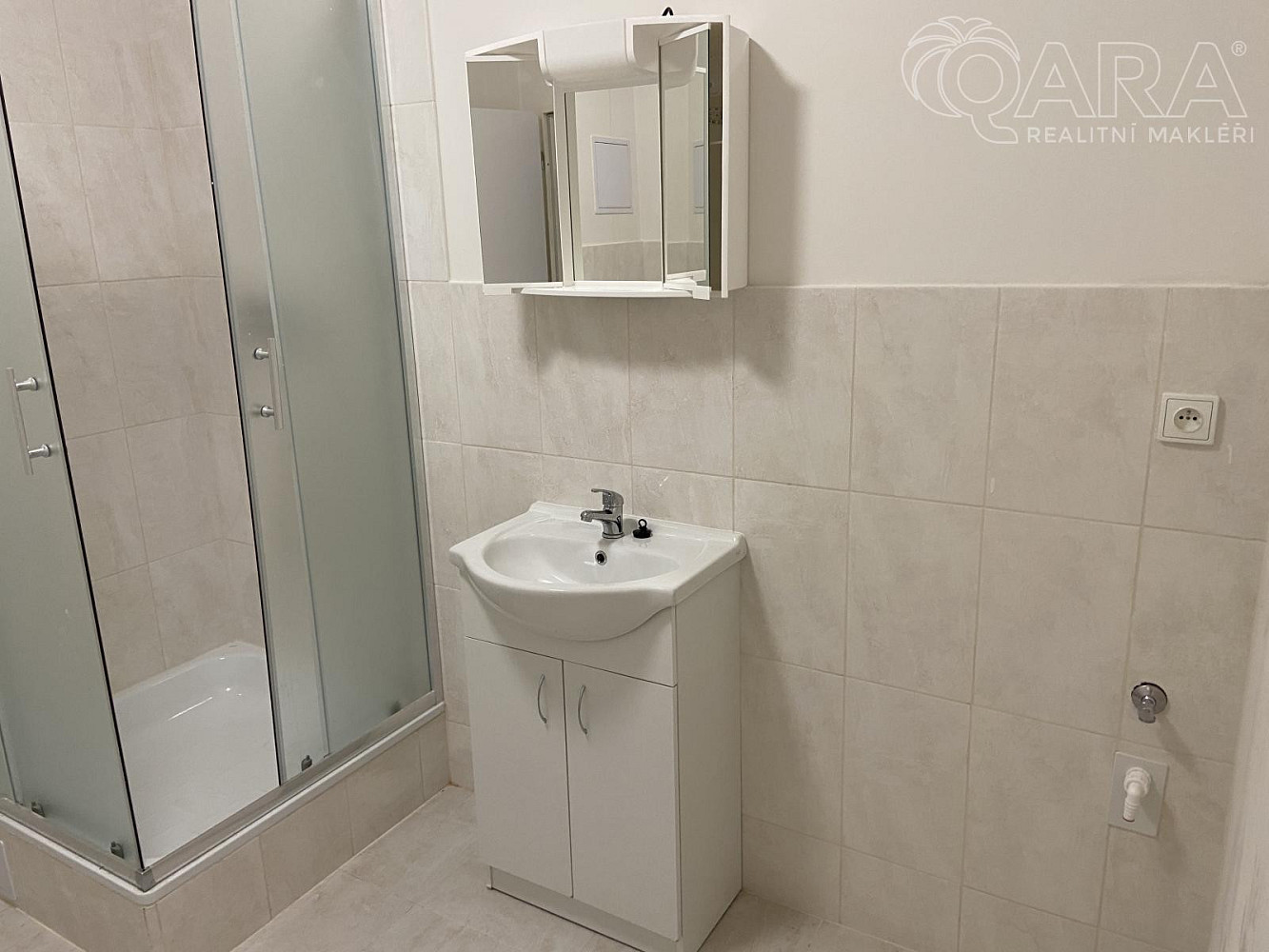 Pronájem bytu 1+kk 34 m² – fotografie 4