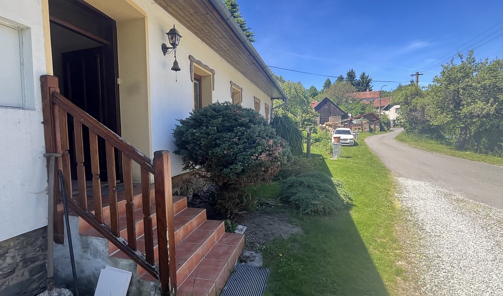 Prodej chalupy 200 m², Bousín – náhled fotky 11