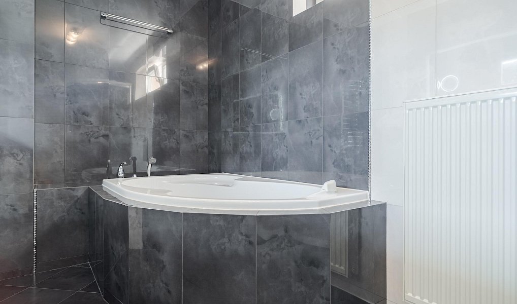 Pronájem domu 241 m², Benátky – náhled fotky 41