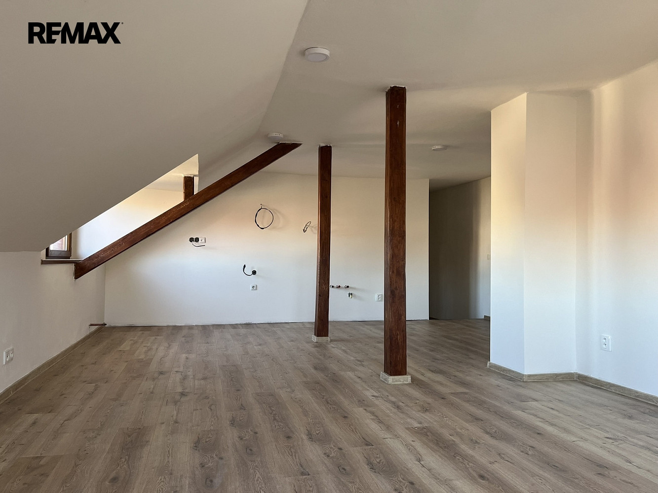 4 rooms, 123.0 m² in Kladno
