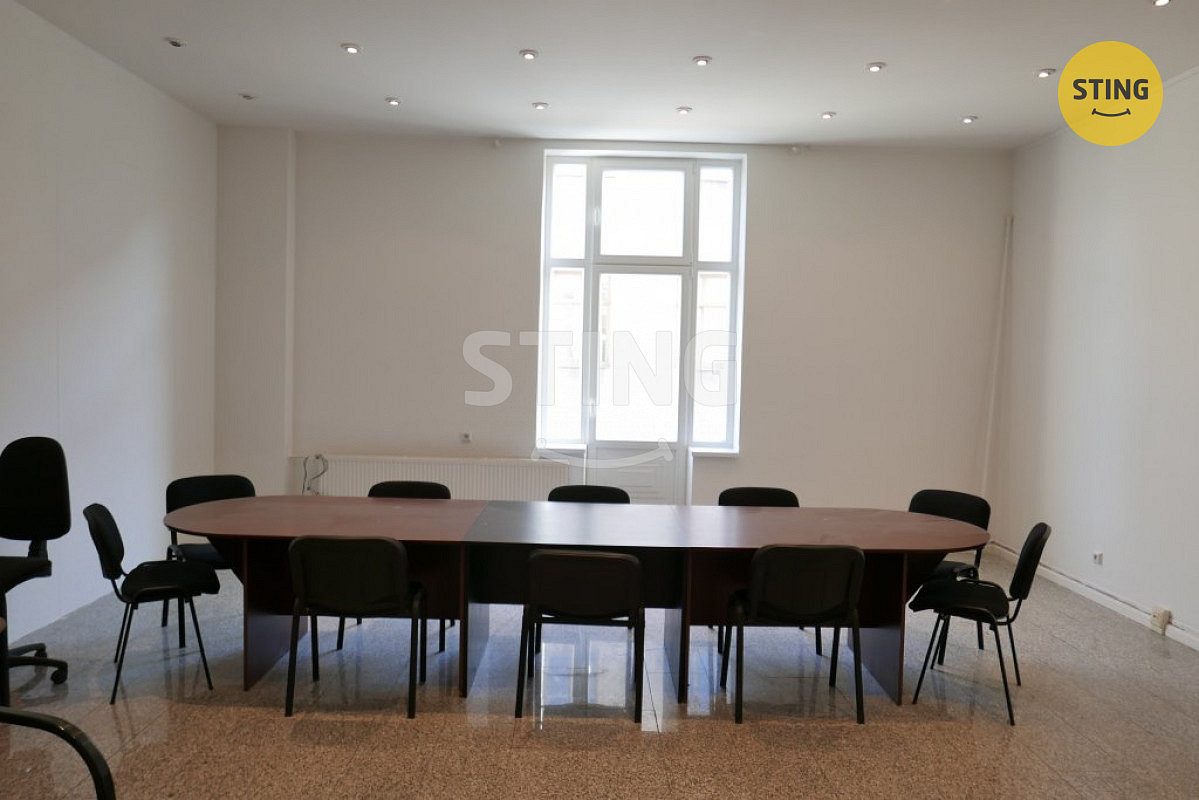 Pronájem kanceláře 88 m² – fotografie 2