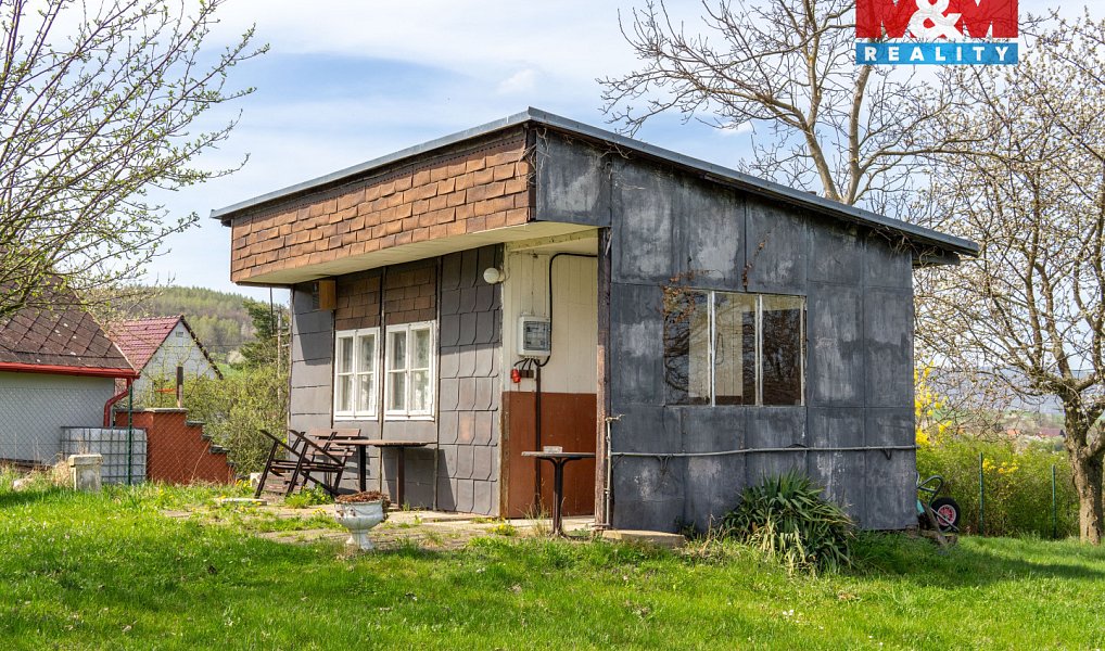 Prodej stavebního pozemku 1 435 m², Chuderov – náhled fotky 5