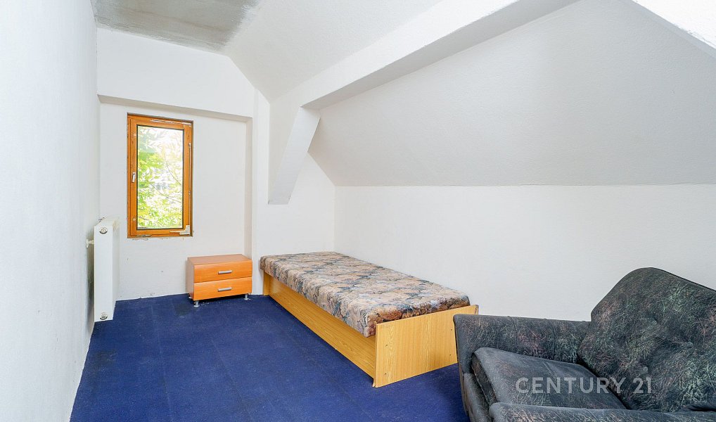 Prodej domu 117 m² s pozemkem 1 901 m², Vyklantice – náhled fotky 15