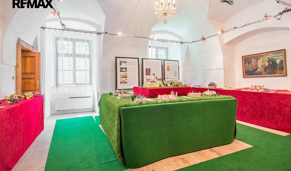 Prodej komerčního objektu (jiného typu) 1 450 m², Vyklantice – náhled fotky 14