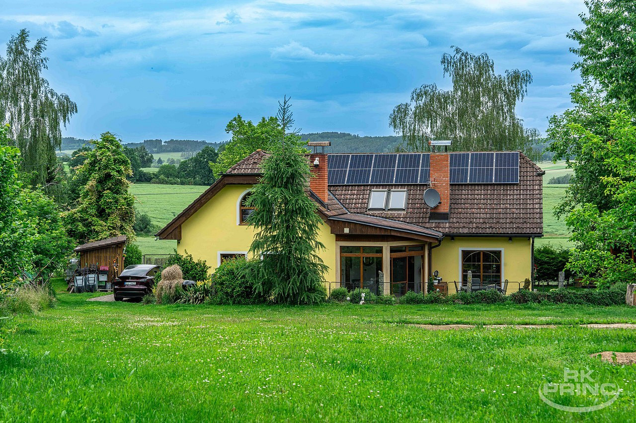 Prodej domu 220 m² s pozemkem 3 222 m² – fotografie 3