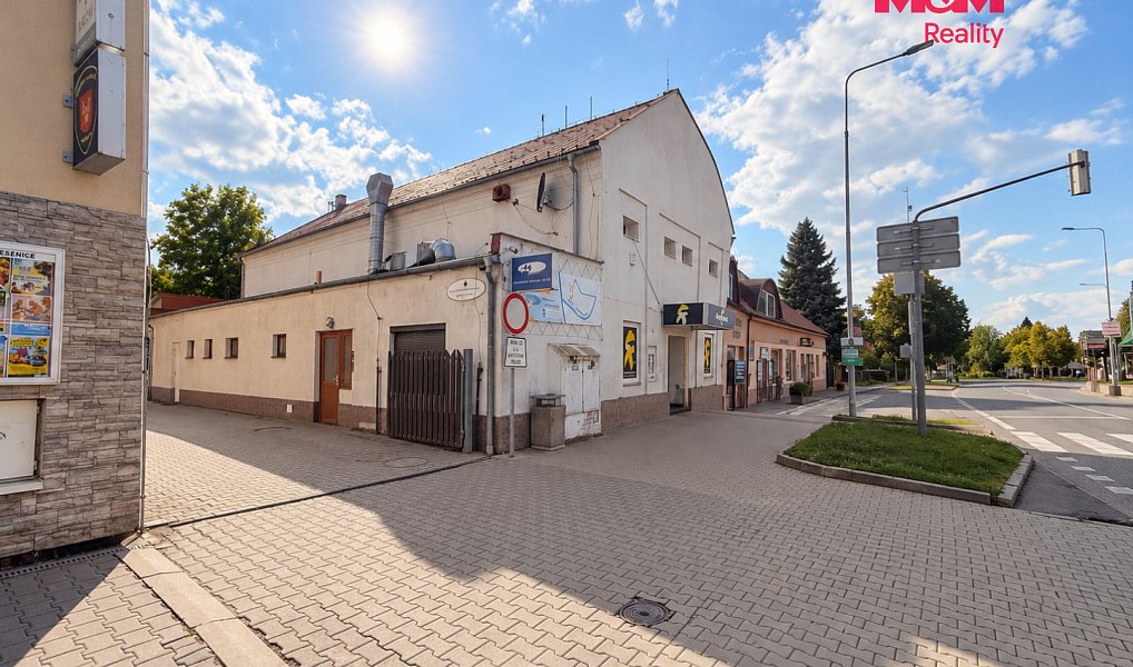 Pronájem obchodních prostor 237 m², Jesenice – náhled fotky 20