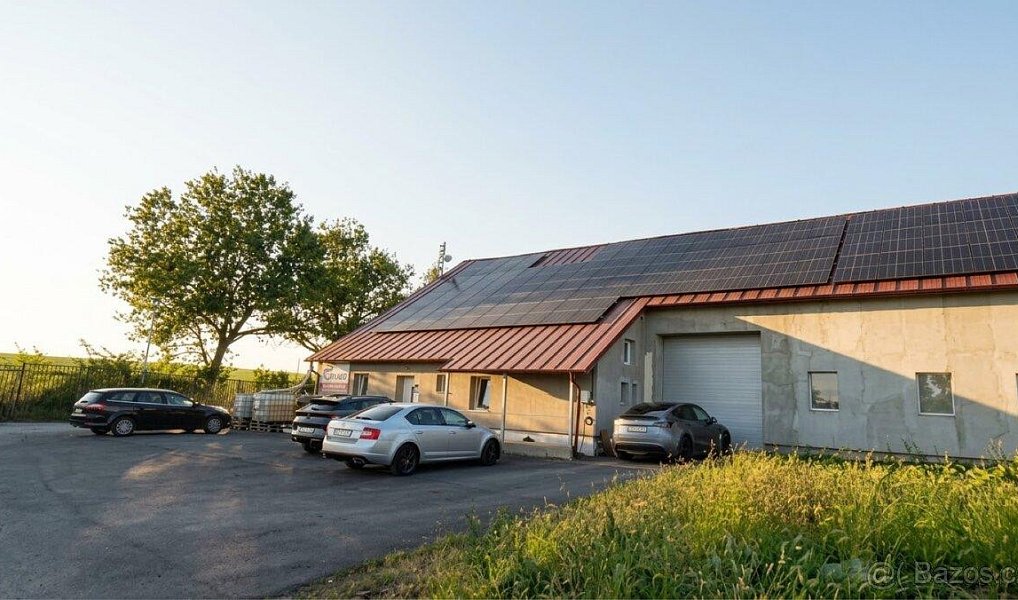 Prodej výrobních prostor 850 m², Psáry – náhled fotky 4