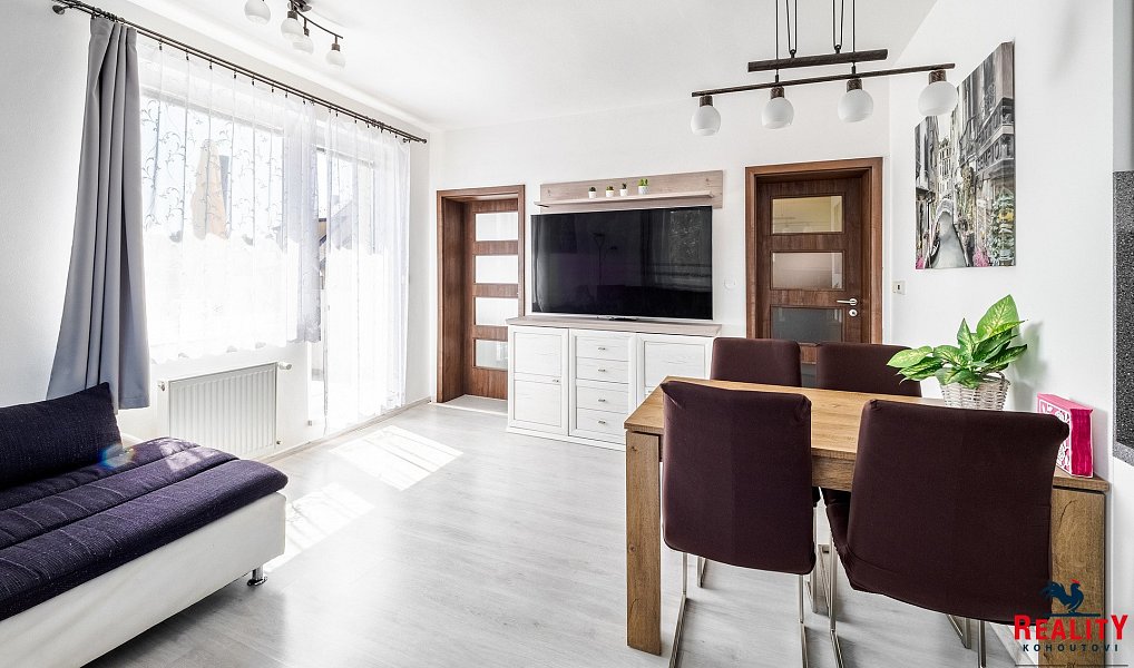 Prodej bytu 3+kk 77 m², Tábor – náhled fotky 2