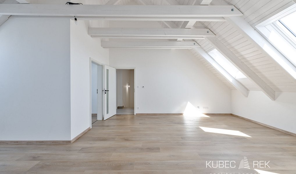 Prodej bytu 2+kk 78 m², Veselí nad Lužnicí – náhled fotky 5
