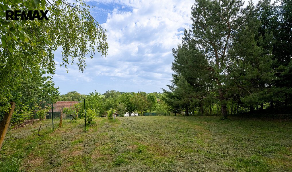 Prodej stavebního pozemku 908 m², Bučovice – náhled fotky 2