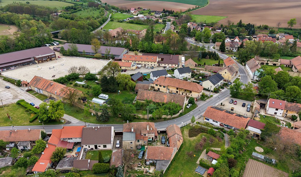 Prodej domu 250 m² s pozemkem 800 m², Královice – náhled fotky 20