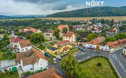 Prodej domu 416 m² s pozemkem 419 m², náměstí Kněžny Ludmily, Tetín, okres Beroun