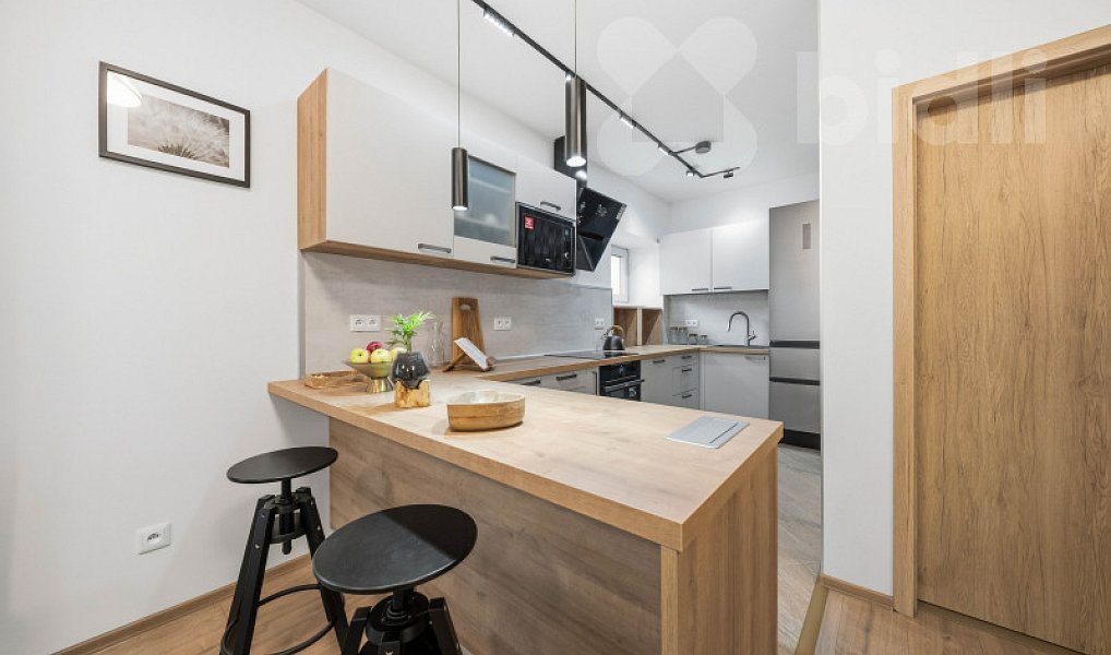 Prodej domu 210 m² s pozemkem 835 m², Jeníkovice – náhled fotky 11