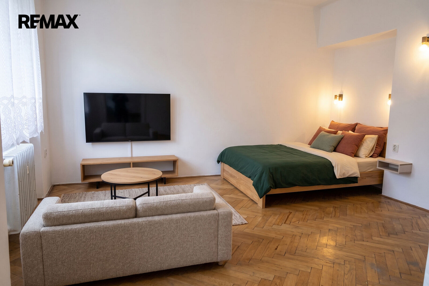 Prodej bytu 1+kk 30 m² – fotografie 2