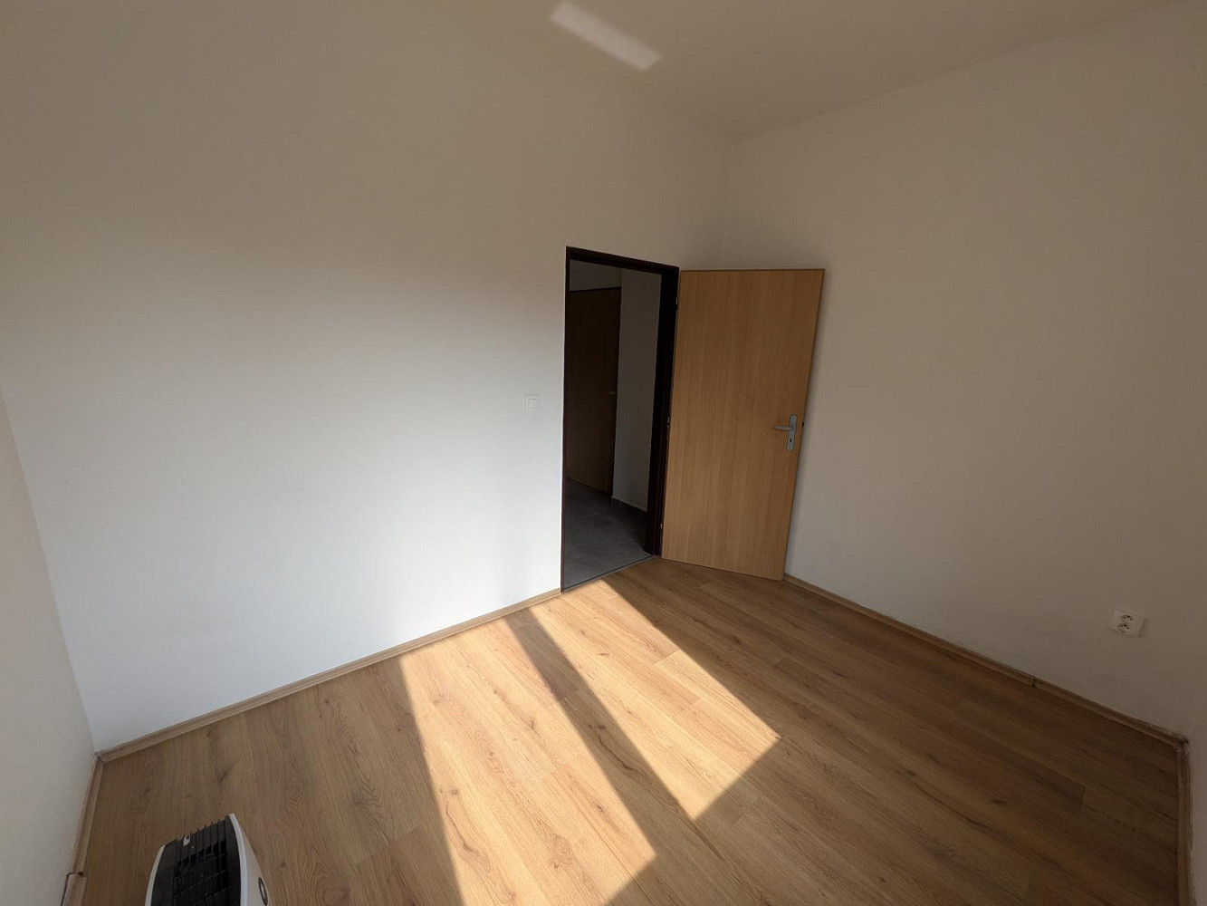 Pronájem bytu 2+kk 36 m² – fotografie 4