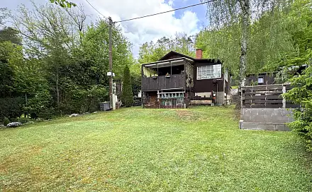 Prodej chaty/chalupy 29 m² s pozemkem 243 m², Nižbor - Žloukovice, okres Beroun