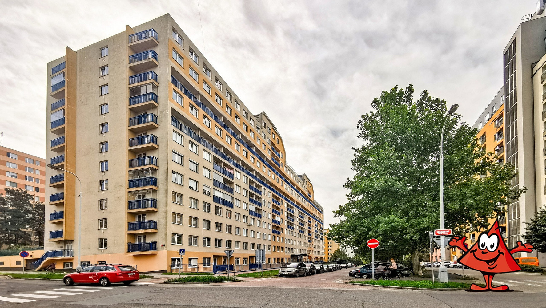 Pronájem garážového stání cca 15 m2, hnězdenská, praha 8 - troja
