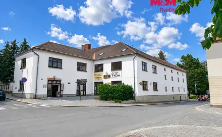 Pronájem restaurace 220 m², Vratislavovo náměstí, Nové Město na Moravě, okres Žďár nad Sázavou