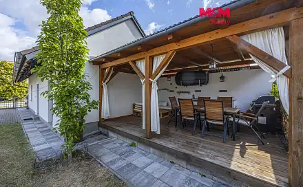 Prodej domu 88 m² s pozemkem 258 m², Na Humpolci, Hradec Králové - Rusek